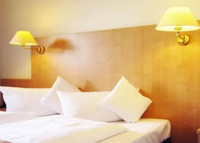 Frankfurt 3*