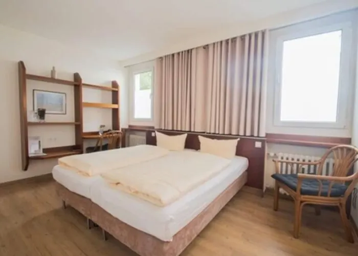Frankfurt Motel 3*